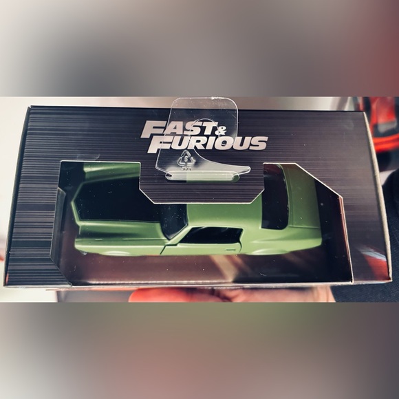 Jada Toys Hollywood Rides Fast & The Furious 1973 Chevy Camaro Die Cast Car - Picture 4 of 4